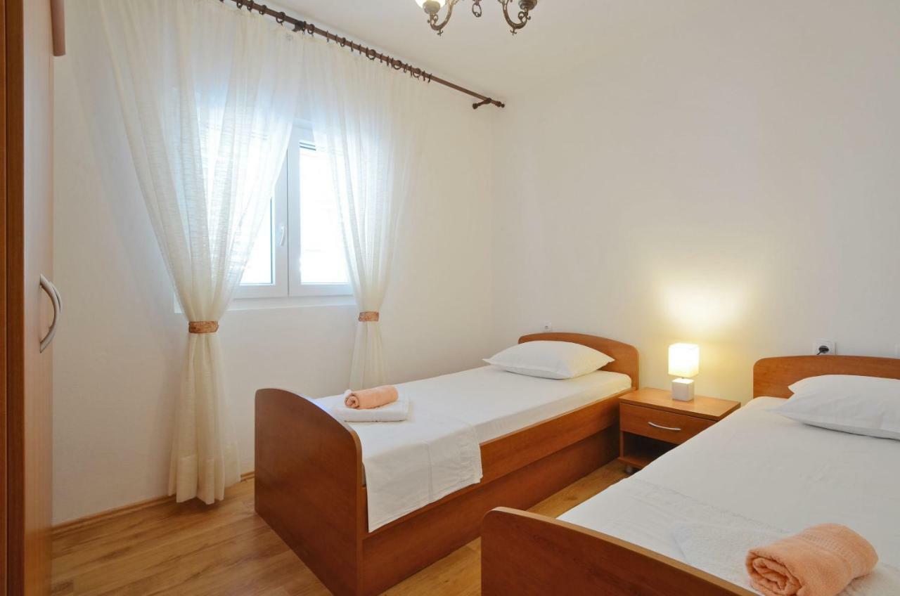 Apartment Jakov Grscica Prižba Extérieur photo